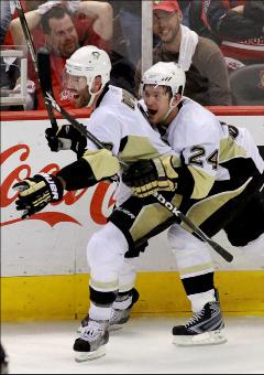 Matt Cooke talks about why he decided to stay in Pittsburgh
