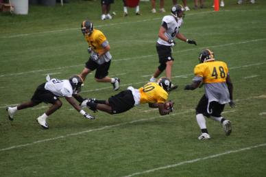 Day 5 Afternoon Practice: Sanders stars in red-zone drill 