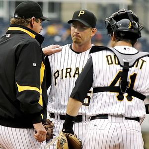 Pirates fire pitching coach Joe Kerrigan