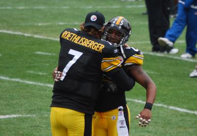 Roethlisberger enters the playoffs as a different quarterback on the field
